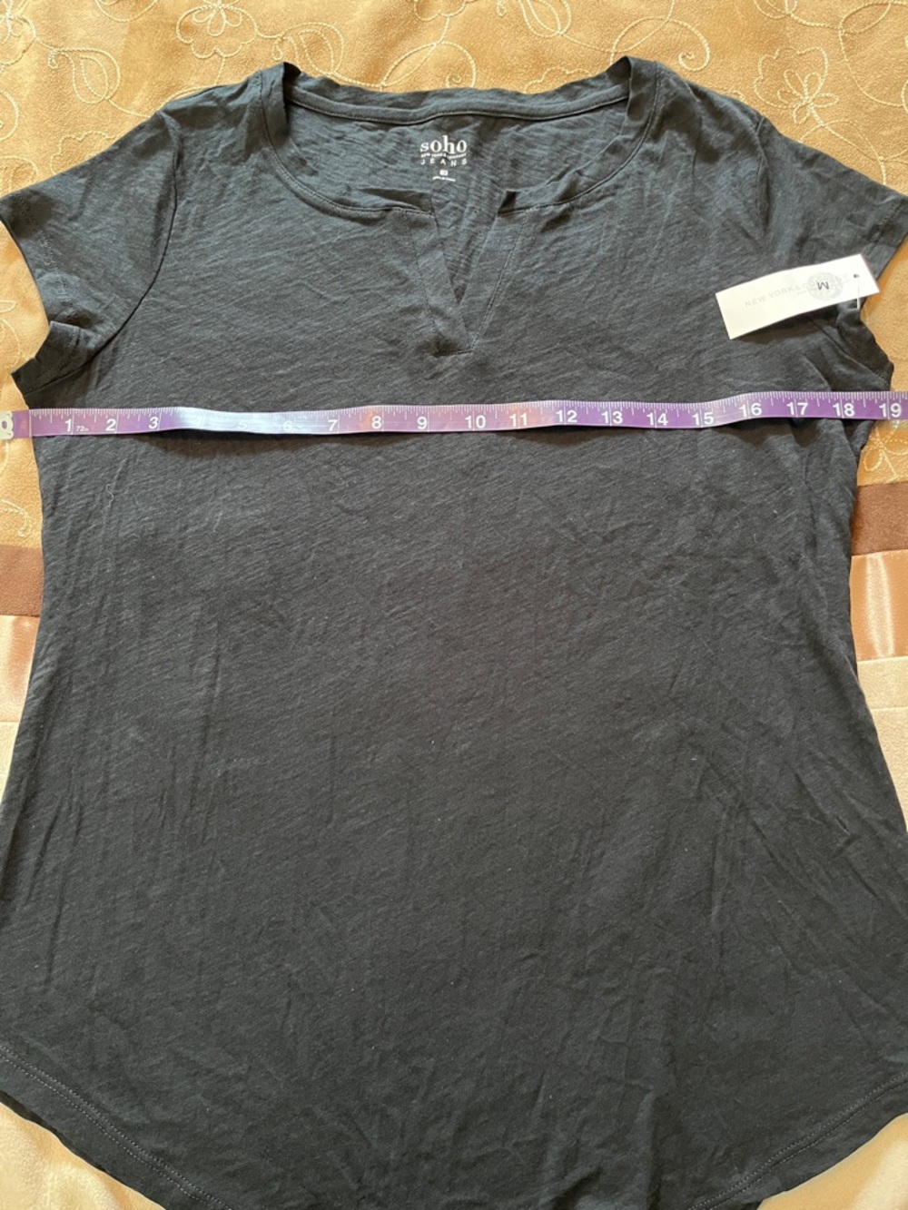 NY&C Soho Black Notch Neck Tee - Women’s M Cotton Soft Lightweight Top - NWT - Picture 6 of 9